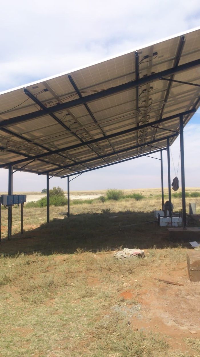 Solar sprinkler inverter
