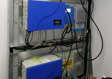 チベット国境警備隊駐屯地における5kva（2台）太陽光発電オフグリッド発電システム